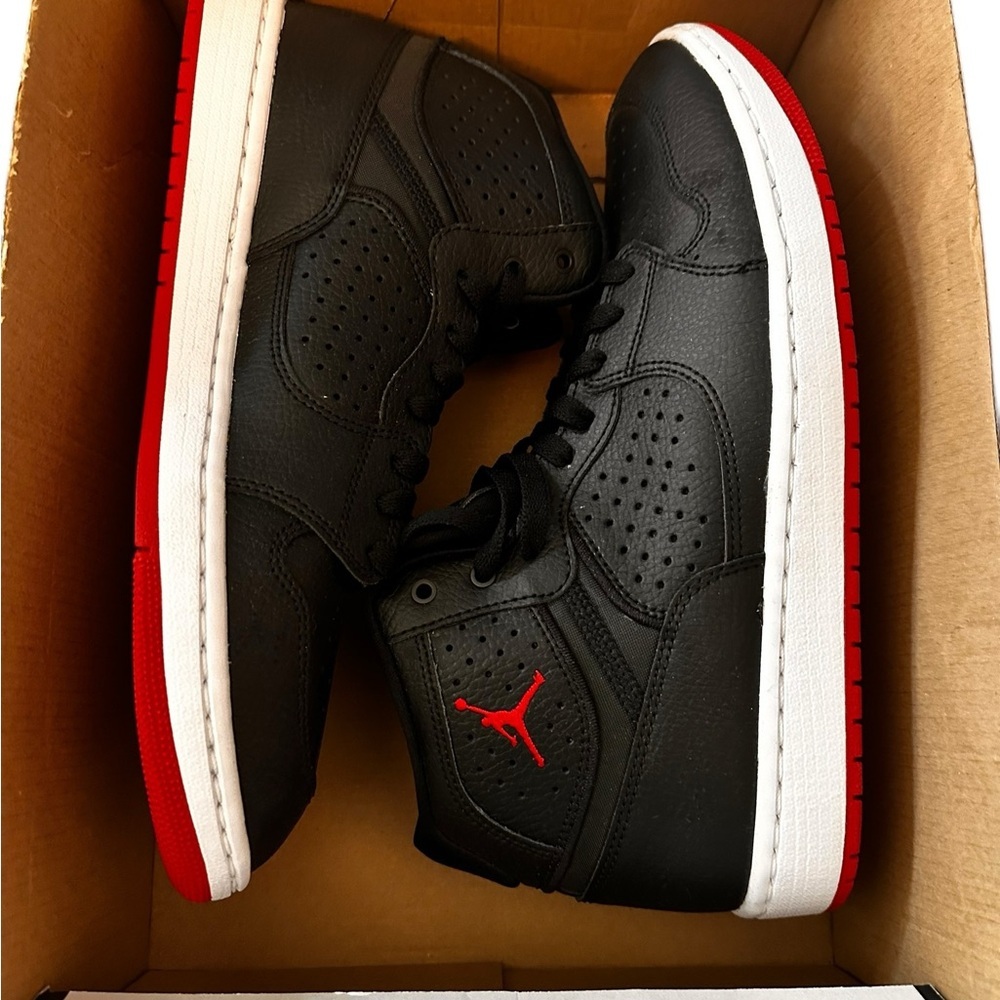 NIB Jordan Access Men's​ - Picture 4 of 6
